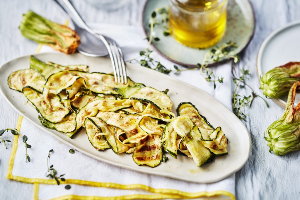 Salade de courgettes grillées, thym, citron