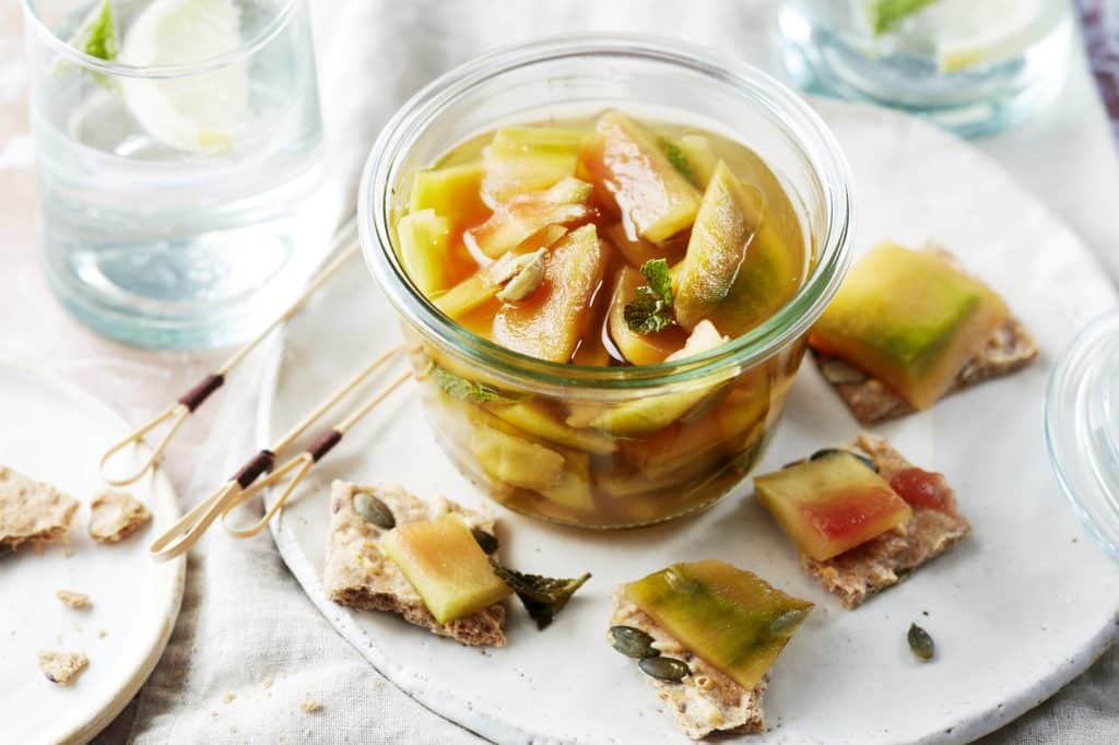 Pickles de peau de melon et pastèque, cardamome, menthe