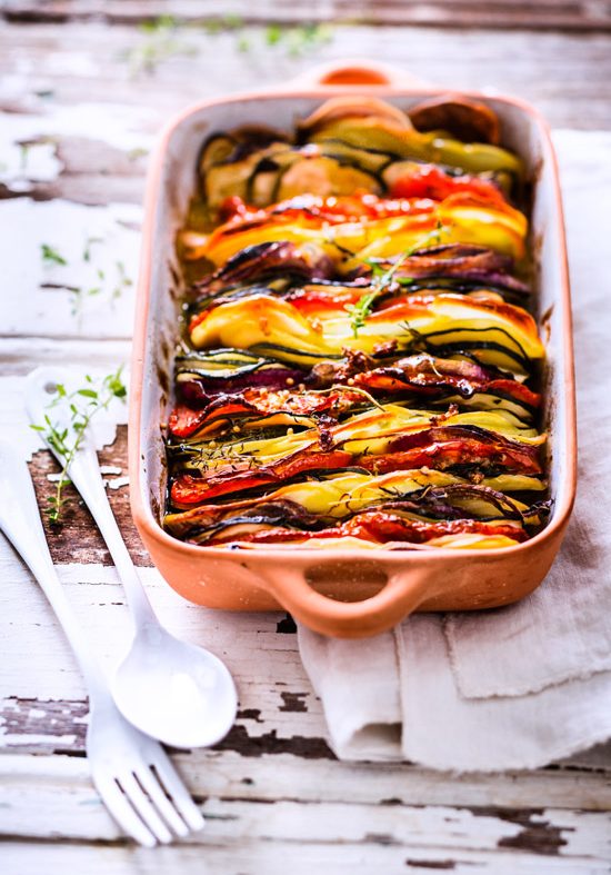 Tian De Pommes De Terre Tomates Courgettes Et Oignons Rouges Recettes Les Fruits Et Legumes Frais Interfel Tian De Pommes De Terre Tomates Courgettes Et Oignons Rouges Recettes Les Fruits Et Legumes Frais Interfel