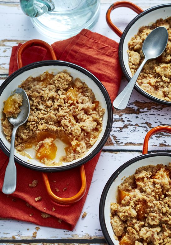 Crumble express nectarineabricot au spéculoos Découvrez nos recettes