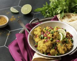 Aloo gobi au chou-fleur et petits pois
